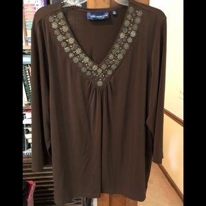 EUC LIQUID KNIT EMBELLISHED TOP